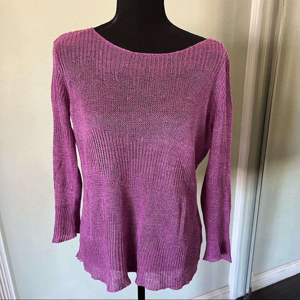 Eileen Fisher Purple Pullover Lightweight Italian Yarn Blouse Size Small.